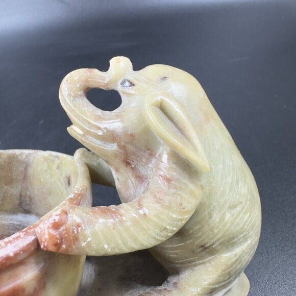 Vintage Chinese Soapstone Stone Carved Elephant Dish Tray Votive Holder Decor - Picture 8 of 13